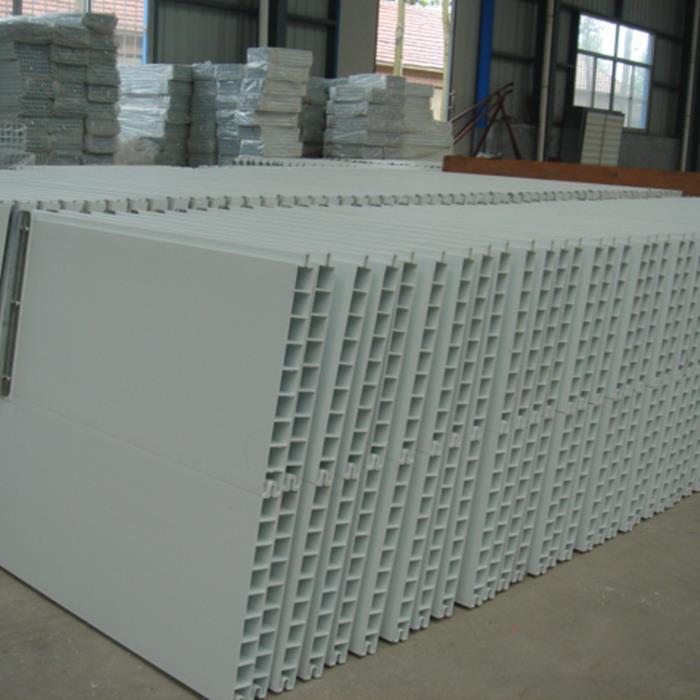 Pig Farming Pig PVC Hollow Panel Fence For Pig Stall Pig House